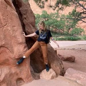 Meet your Posher, Kelsie